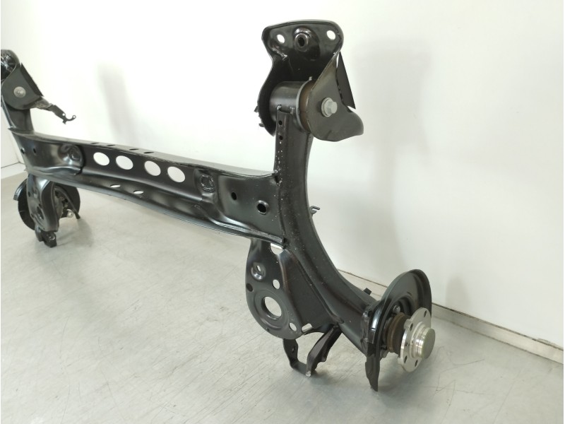 Recambio de puente trasero para seat arona xperience referencia OEM IAM 2Q0501053  