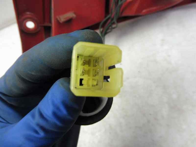 Recambio de piloto trasero izquierdo para suzuki swift berlina (mz) gl (3-ptas.) referencia OEM IAM 02010002  