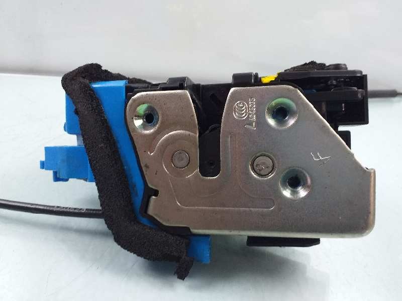 Recambio de cerradura puerta trasera izquierda para kia cee´d concept referencia OEM IAM 81410A2100  