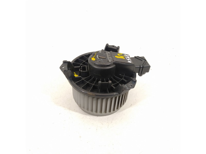 Recambio de ventilador calefaccion para suzuki swift berlina (mz) gl (5-ptas.) referencia OEM IAM AV2727000311  