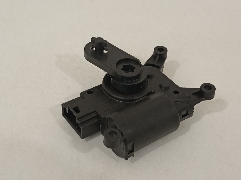 Recambio de motor apertura trampillas climatizador para volkswagen cc (358) basis bluemotiontech referencia OEM IAM 1K0907511Q  