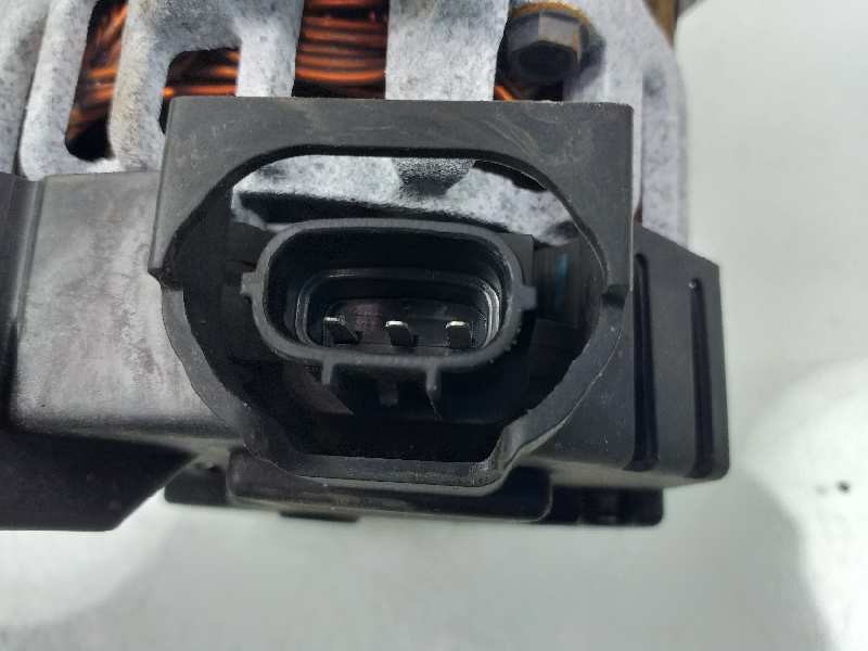 Recambio de alternador para hyundai i20 classic referencia OEM IAM 3730003300 2606900 