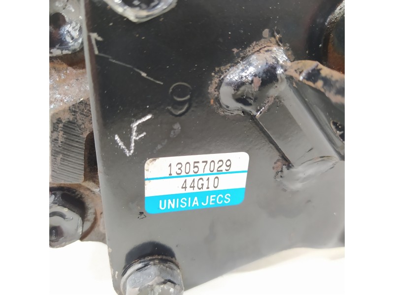 Recambio de bomba direccion para nissan pick-up (d22) cabina simple diesel referencia OEM IAM 1305702944G10  
