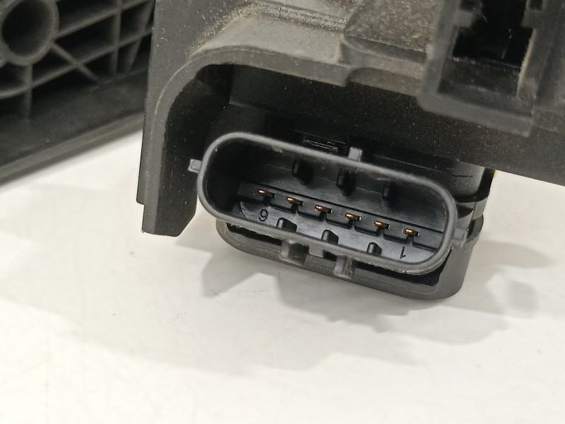 Recambio de potenciometro pedal para volkswagen cc (358) basis bluemotiontech referencia OEM IAM 1K1721503AT  