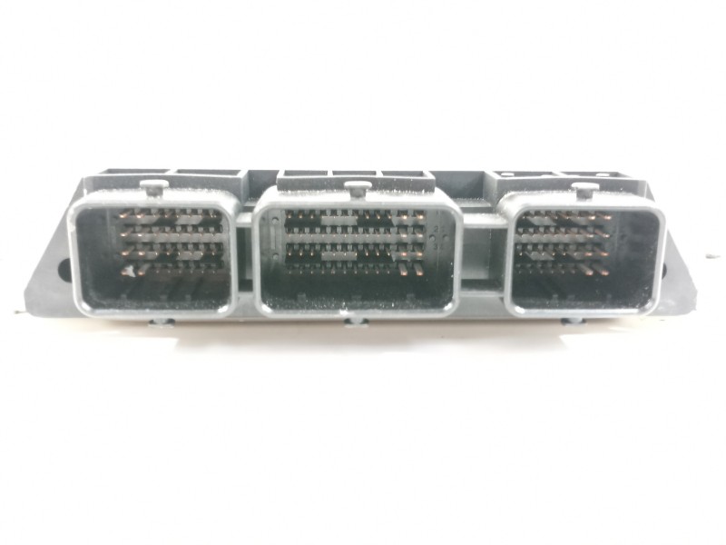 Recambio de centralita motor uce para ford focus berlina (cap) ambiente (d) referencia OEM IAM 8M5112A650LB 0281011701 