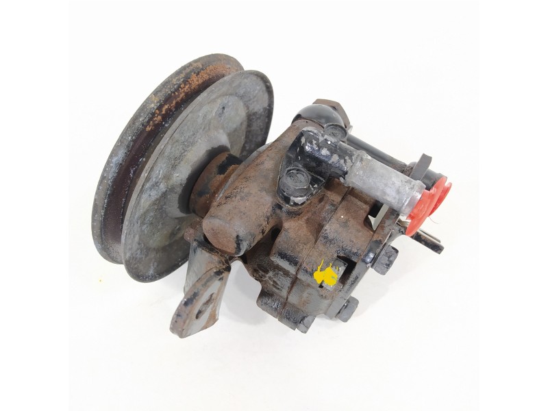 Recambio de bomba direccion para nissan pick-up (d22) cabina simple diesel referencia OEM IAM 1305702944G10  