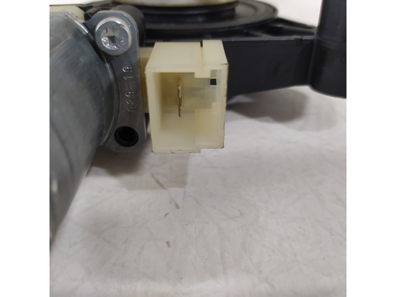 Recambio de elevalunas trasero derecho para audi a3 sportback (8vf) basic referencia OEM IAM 8V4839462 5Q0959802 0130822712