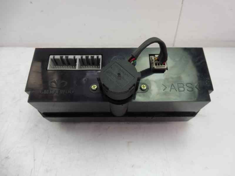 Recambio de mando climatizador para chevrolet epica lt referencia OEM IAM 96637897  