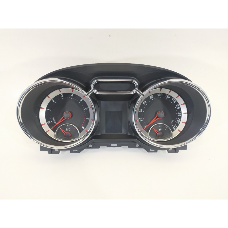 Recambio de cuadro instrumentos para opel adam glam ecoflex referencia OEM IAM 39004981 365903926 AHF5