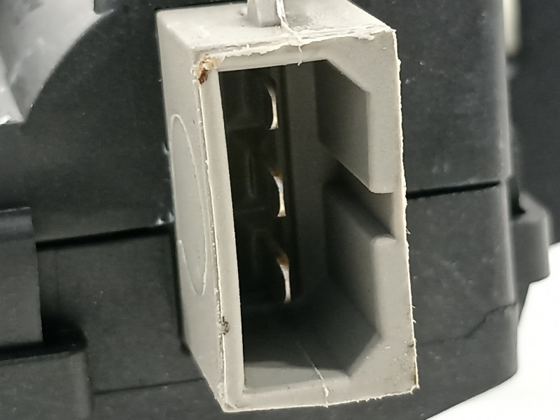 Recambio de cerradura maletero / porton para volkswagen cc (358) basis bluemotiontech referencia OEM IAM 4F5827505D  