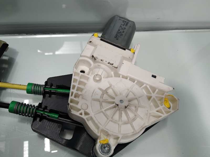 Recambio de elevalunas delantero derecho para audi a1 (8x) attraction referencia OEM IAM 8X3837462 8K0959802C 