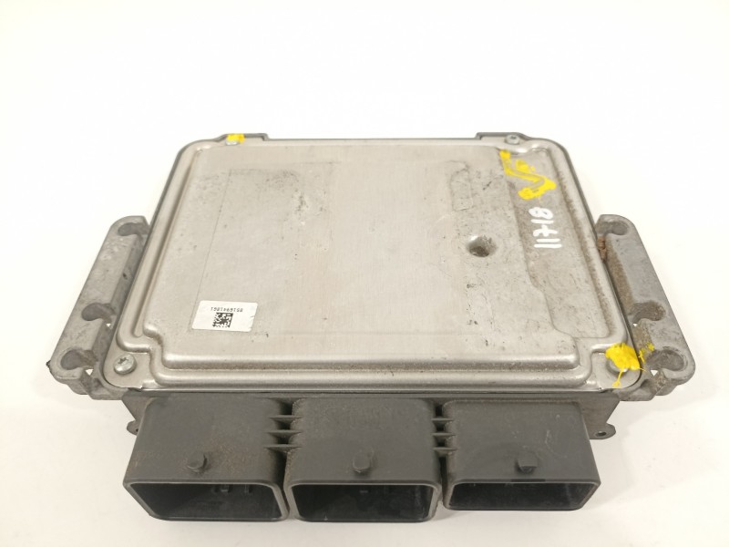Recambio de centralita motor uce para ford fiesta (cb1) ambiente referencia OEM IAM AV2112A650GC 0281017831 