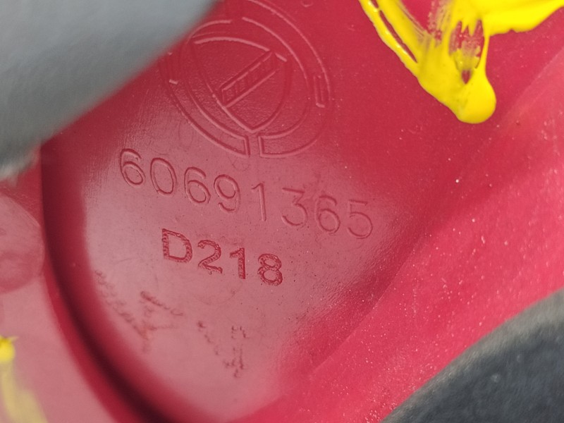 Recambio de piloto trasero izquierdo para alfa romeo 159 (140) 1.9 jtdm 16v elegante referencia OEM IAM 60691365  