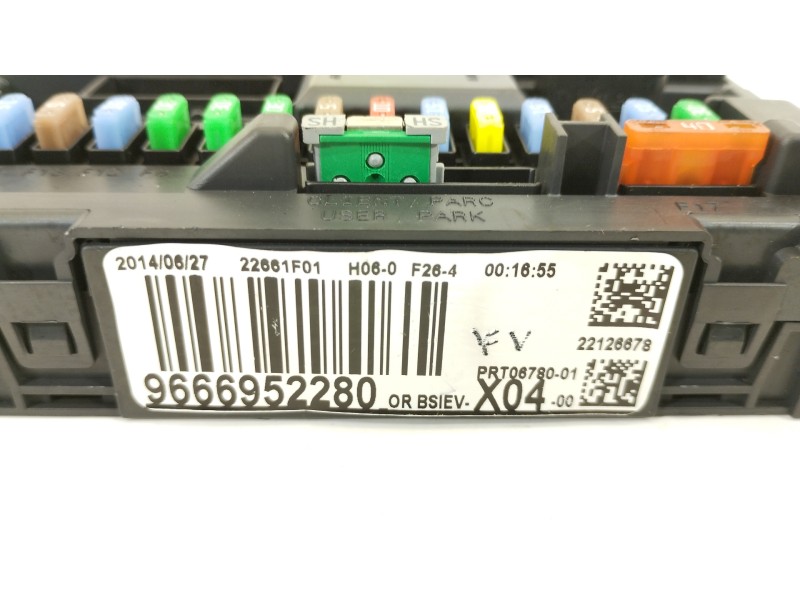 Recambio de caja reles / fusibles para citroën c3 business referencia OEM IAM 9666952280  