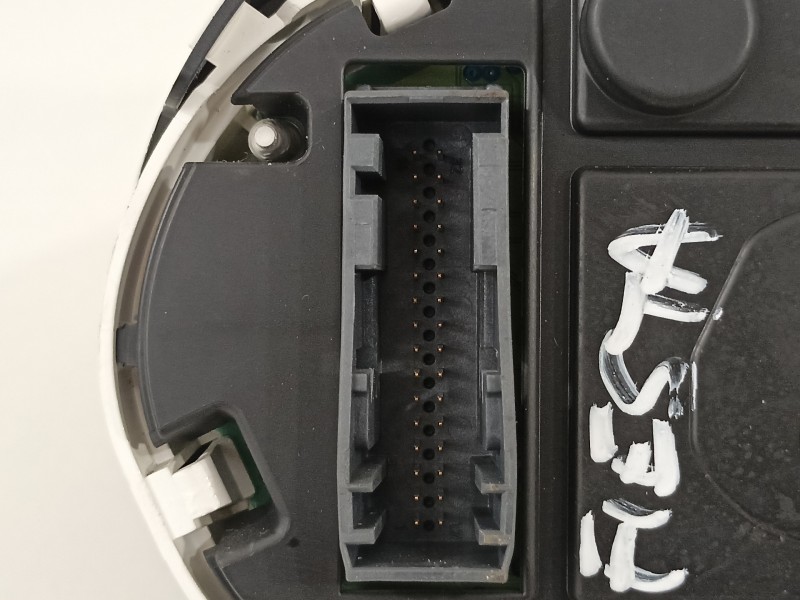 Recambio de cuadro instrumentos para ford fiesta (cb1) ambiente referencia OEM IAM 8A6T10849CN  