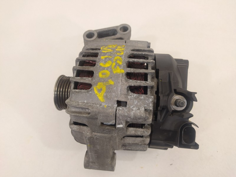Recambio de alternador para ford focus lim. trend referencia OEM IAM AV6N10300HA  