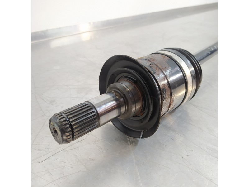 Recambio de transmision trasera derecha para bmw serie 1 lim. 5-trg. (f20) 116d referencia OEM IAM 8644244  