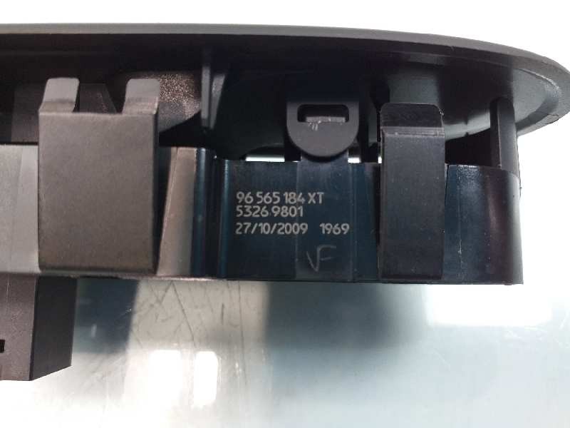 Recambio de mando elevalunas delantero derecho para peugeot 308 sport referencia OEM IAM 96565184XT  