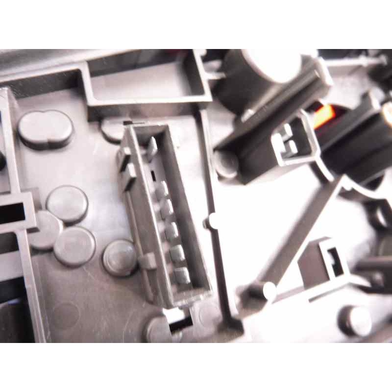 Recambio de piloto trasero izquierdo para peugeot 306 berlina 3/4/5 puertas (s2) xs referencia OEM IAM 6350H7  