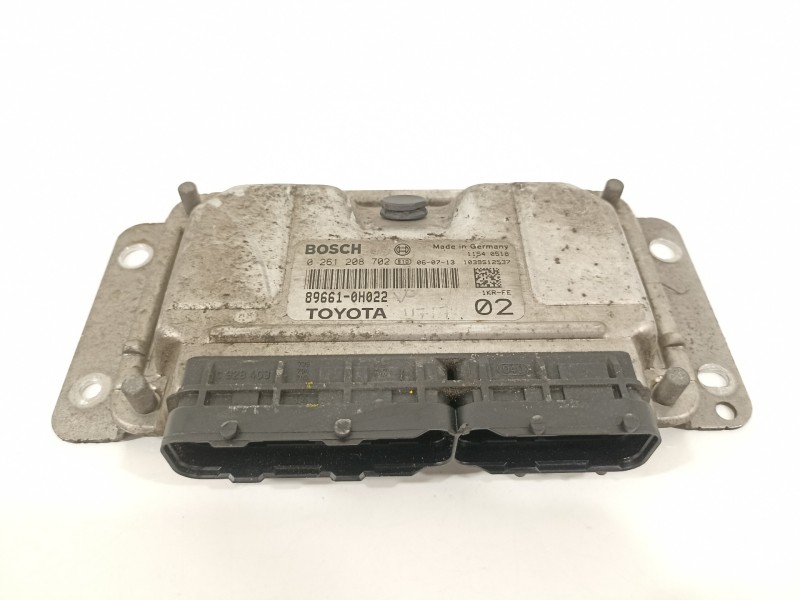 Recambio de centralita motor uce para toyota aygo (kgb/wnb) básico referencia OEM IAM 896610H022  