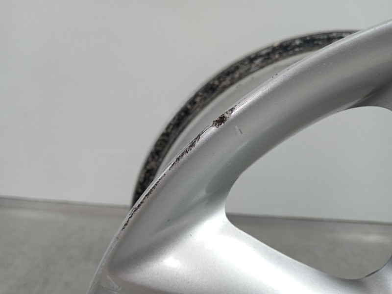 Recambio de llanta para kia cee´d emotion referencia OEM IAM 52910-1H350  