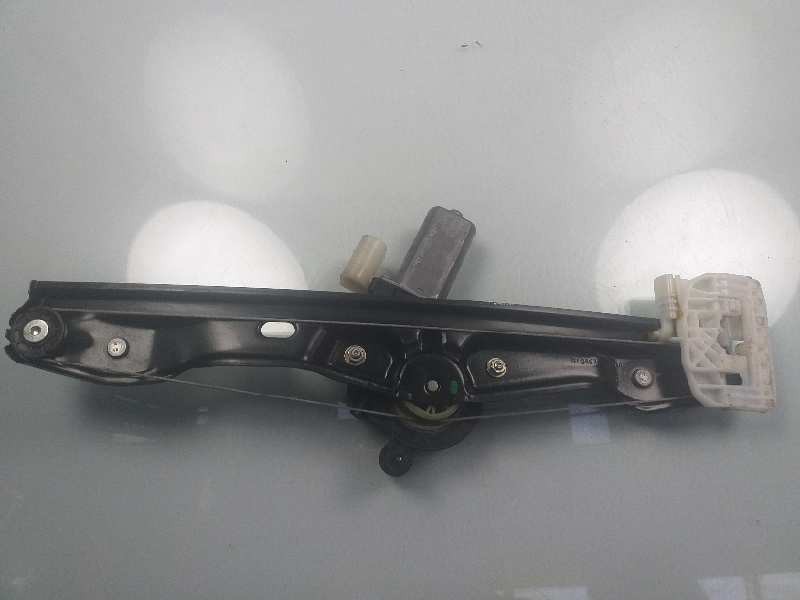 Recambio de elevalunas trasero derecho para bmw serie 1 lim. 5-trg. (f20) 116d referencia OEM IAM   