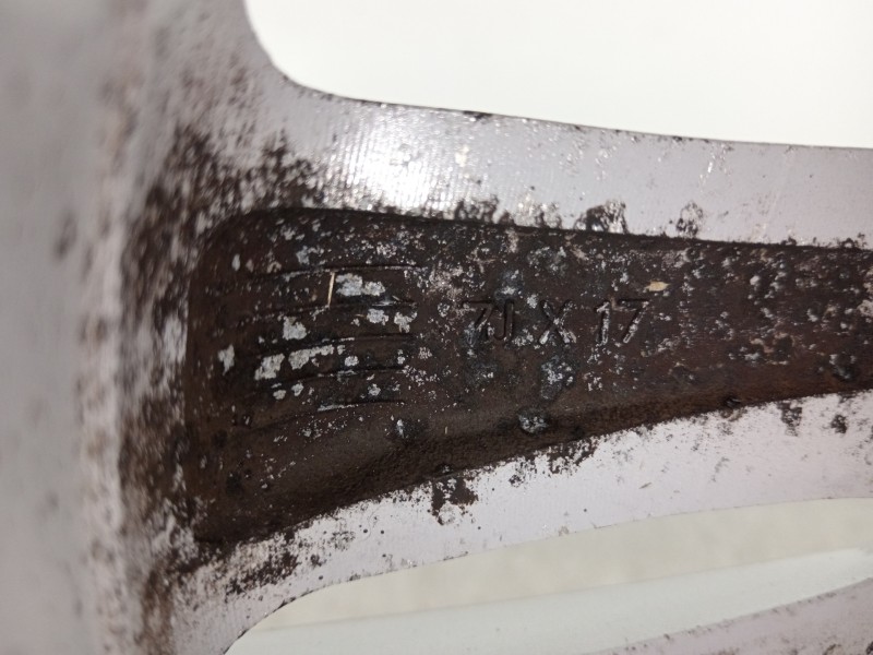 Recambio de llanta para kia cee´d emotion referencia OEM IAM 52910-1H350  