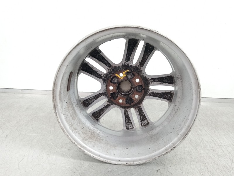 Recambio de llanta para kia cee´d emotion referencia OEM IAM 52910-1H350  