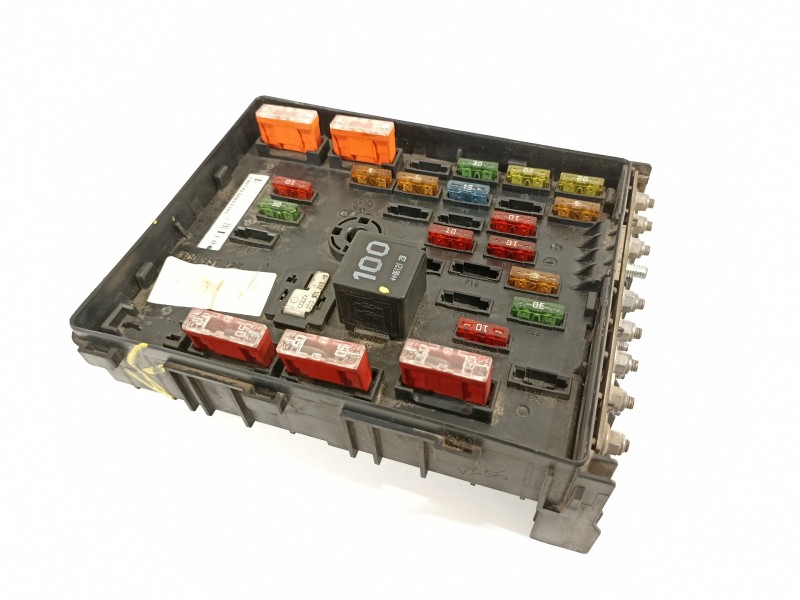 Recambio de caja reles / fusibles para volkswagen passat berlina (3c2) advance referencia OEM IAM 3C0937125  