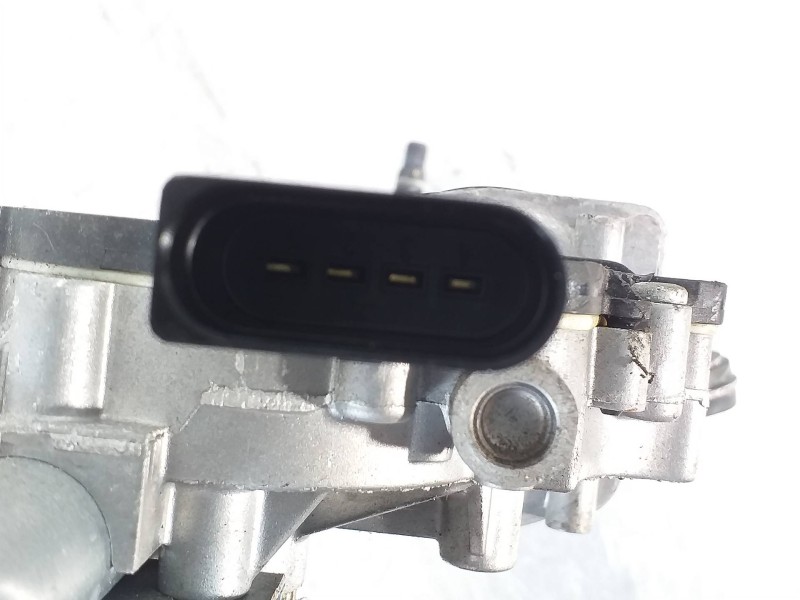 Recambio de motor limpia delantero para opel adam glam ecoflex referencia OEM IAM 13354342  