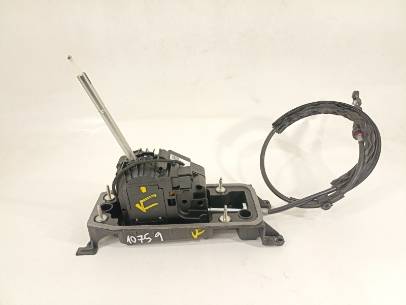 Recambio de palanca cambio para seat arona xperience referencia OEM IAM 2Q1713023AH  