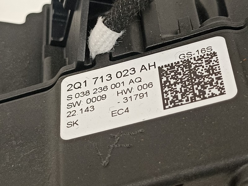 Recambio de palanca cambio para seat arona xperience referencia OEM IAM 2Q1713023AH  