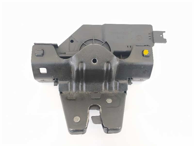 Recambio de cerradura maletero / porton para bmw serie 3 berlina (e90) 320d referencia OEM IAM 8196401  