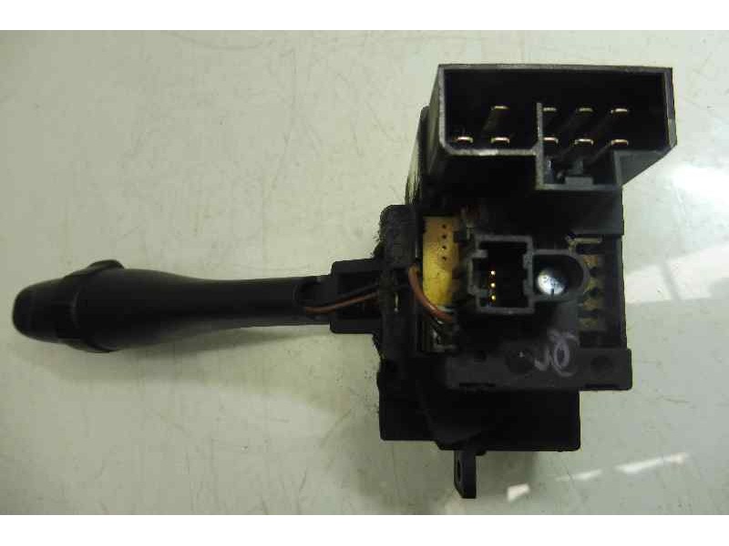 Recambio de mando limpia para nissan terrano/terrano.ii (r20) comfort referencia OEM IAM 36928D01B0  