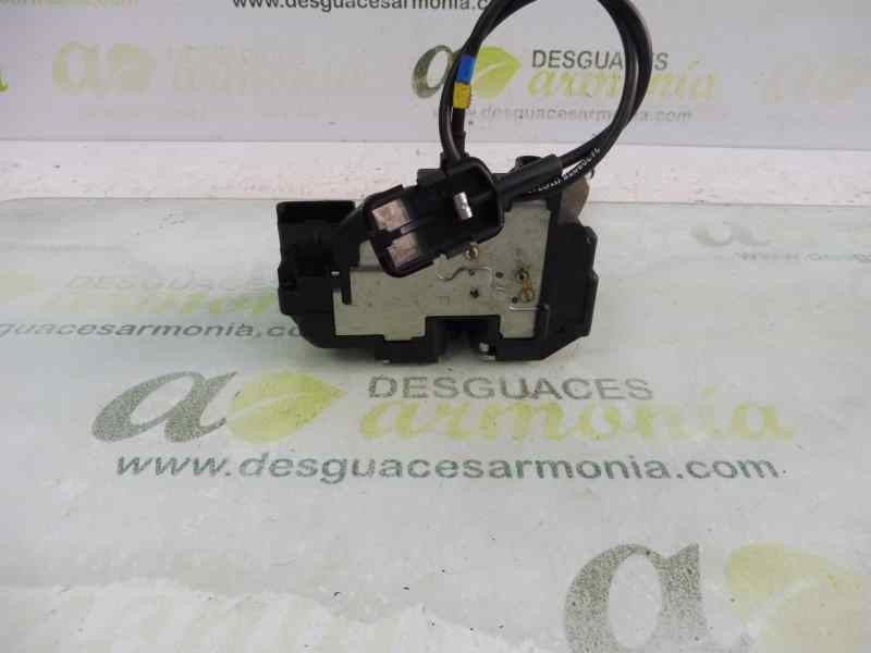 Recambio de cerradura puerta delantera derecha para nissan micra (k12e) acenta referencia OEM IAM   