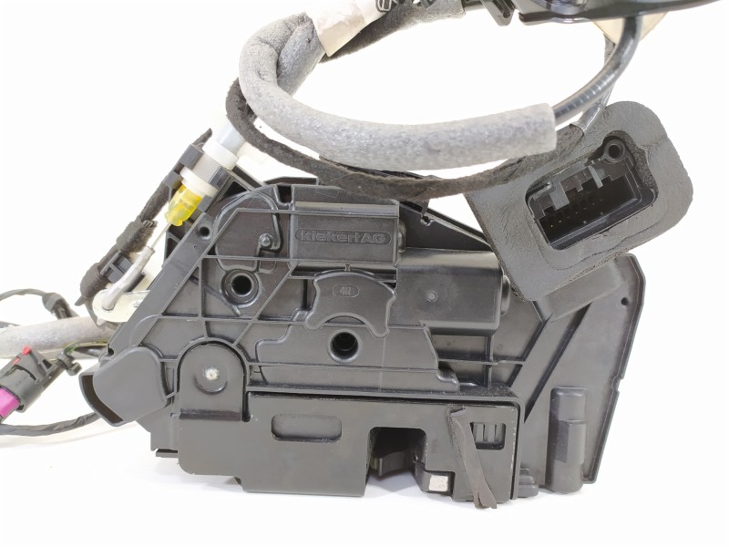 Recambio de cerradura puerta delantera derecha para volkswagen golf vii lim. gti ´´performance´´ bluemotion referencia OEM IAM 5