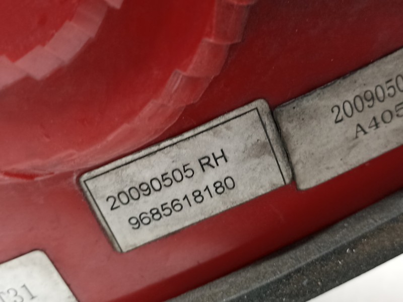 Recambio de piloto trasero derecho para peugeot 206+ básico referencia OEM IAM 9685618180  