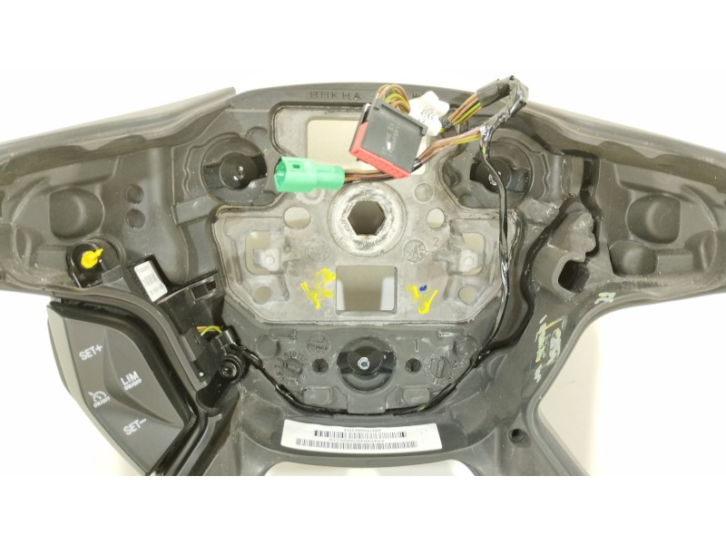 Recambio de volante para ford focus lim. trend referencia OEM IAM AM513600BF3ZHE AM5T9E740AB 
