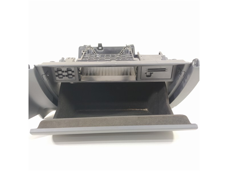 Recambio de guantera para volkswagen golf vii lim. gti ´´performance´´ bluemotion referencia OEM IAM 5G1857290K  