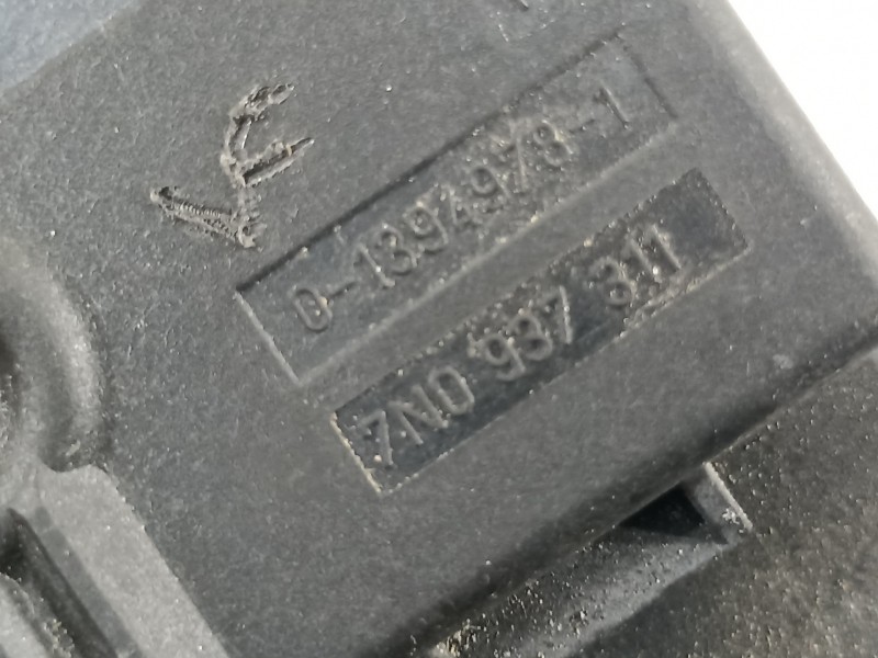 Recambio de caja reles / fusibles para volkswagen cc (358) basis bluemotiontech referencia OEM IAM 7N0937311  