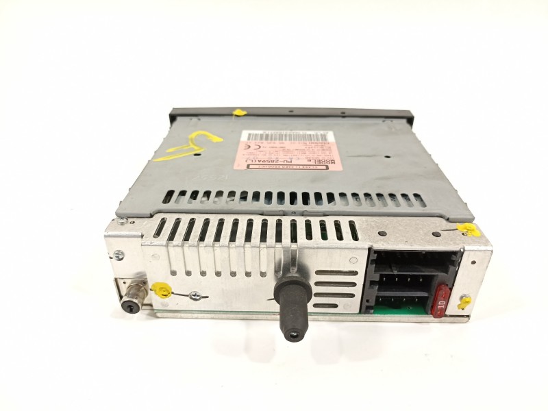 Recambio de sistema audio / radio cd para peugeot 206+ básico referencia OEM IAM 96635823XT  