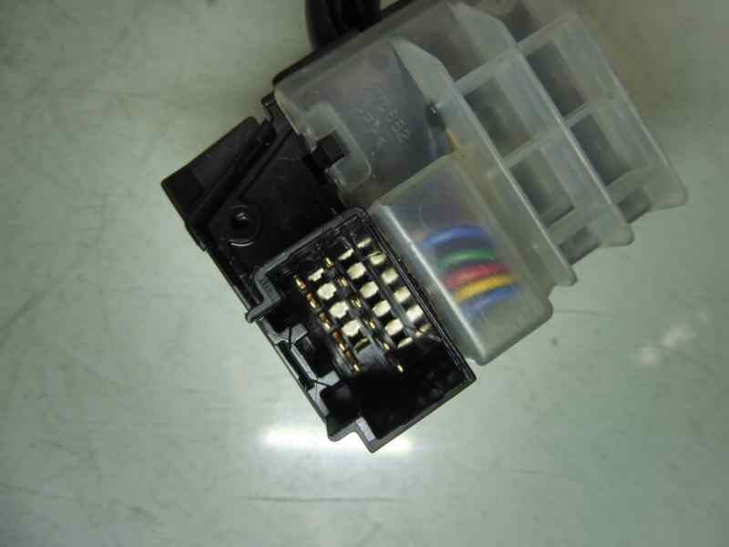 Recambio de mando limpia para mazda 3 berlina (bk) 1.6 crdt active referencia OEM IAM   