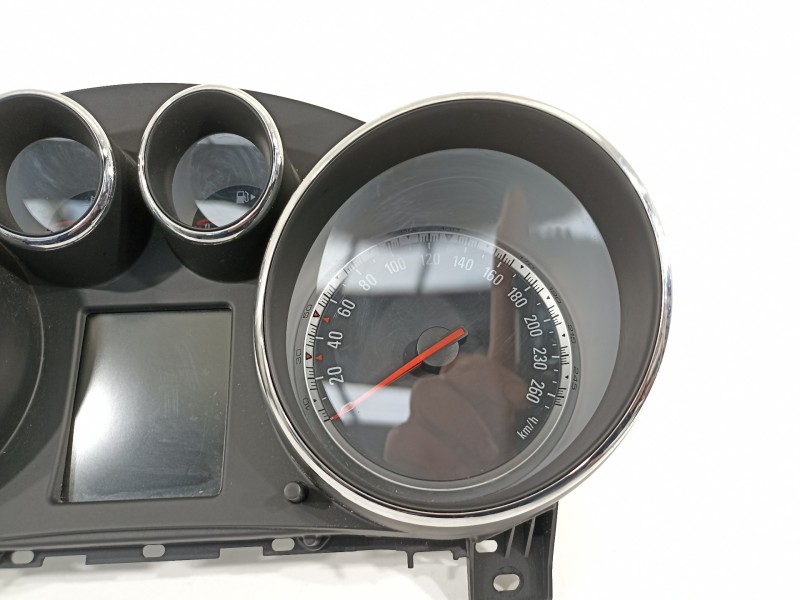 Recambio de cuadro instrumentos para opel insignia berlina cosmo referencia OEM IAM 22783076 365903926H 