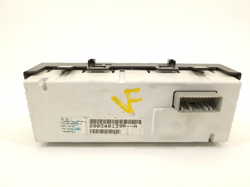 Recambio de pantalla multifuncion para renault clio iii collection referencia OEM IAM 280348139R  