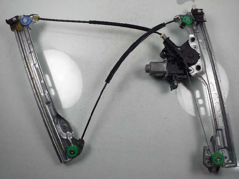 Recambio de elevalunas delantero derecho para renault megane iv berlina 5p bose-edition referencia OEM IAM   