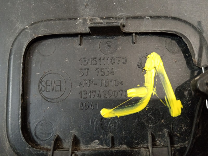 Recambio de paragolpes delantero para citroën jumper kombi 30 l1h1 blue-hdi 140 referencia OEM IAM 1315079070  