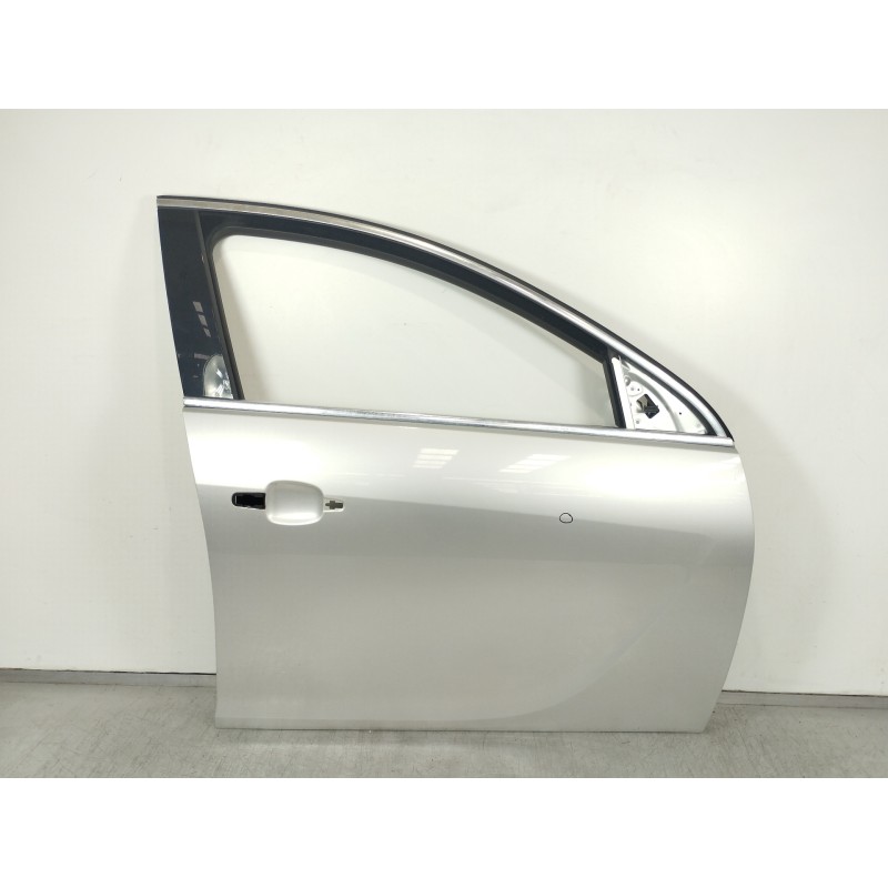 Recambio de puerta delantera derecha para opel insignia berlina cosmo referencia OEM IAM 39062234  