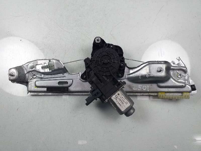 Recambio de elevalunas trasero derecho para renault megane iv berlina 5p bose-edition referencia OEM IAM 827204587R  