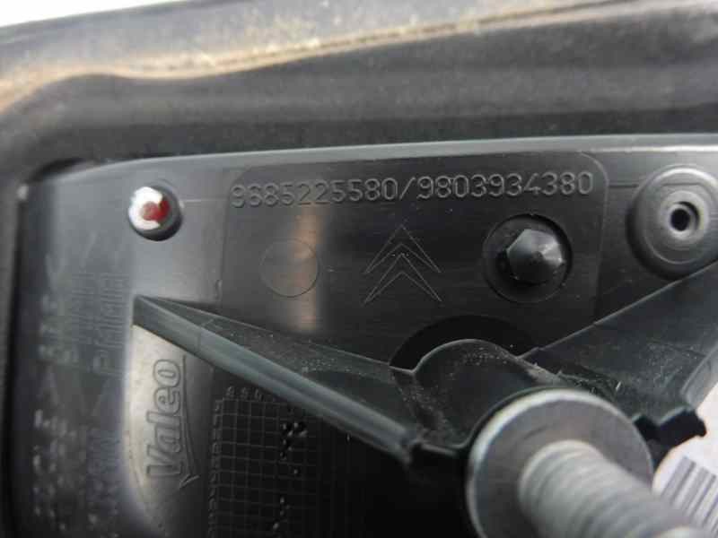 Recambio de piloto trasero izquierdo en porton para citroën c3 collection referencia OEM IAM 9803934380 9685225580 