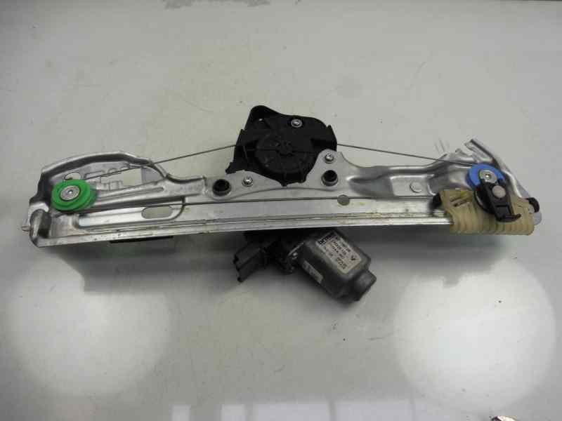 Recambio de elevalunas trasero izquierdo para renault megane iv berlina 5p bose-edition referencia OEM IAM 827219072R  